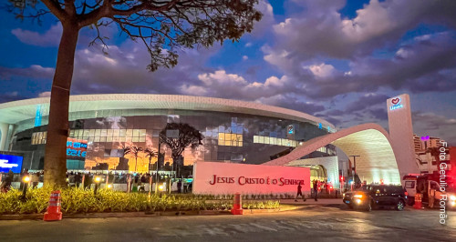 solo sagrado inauguração